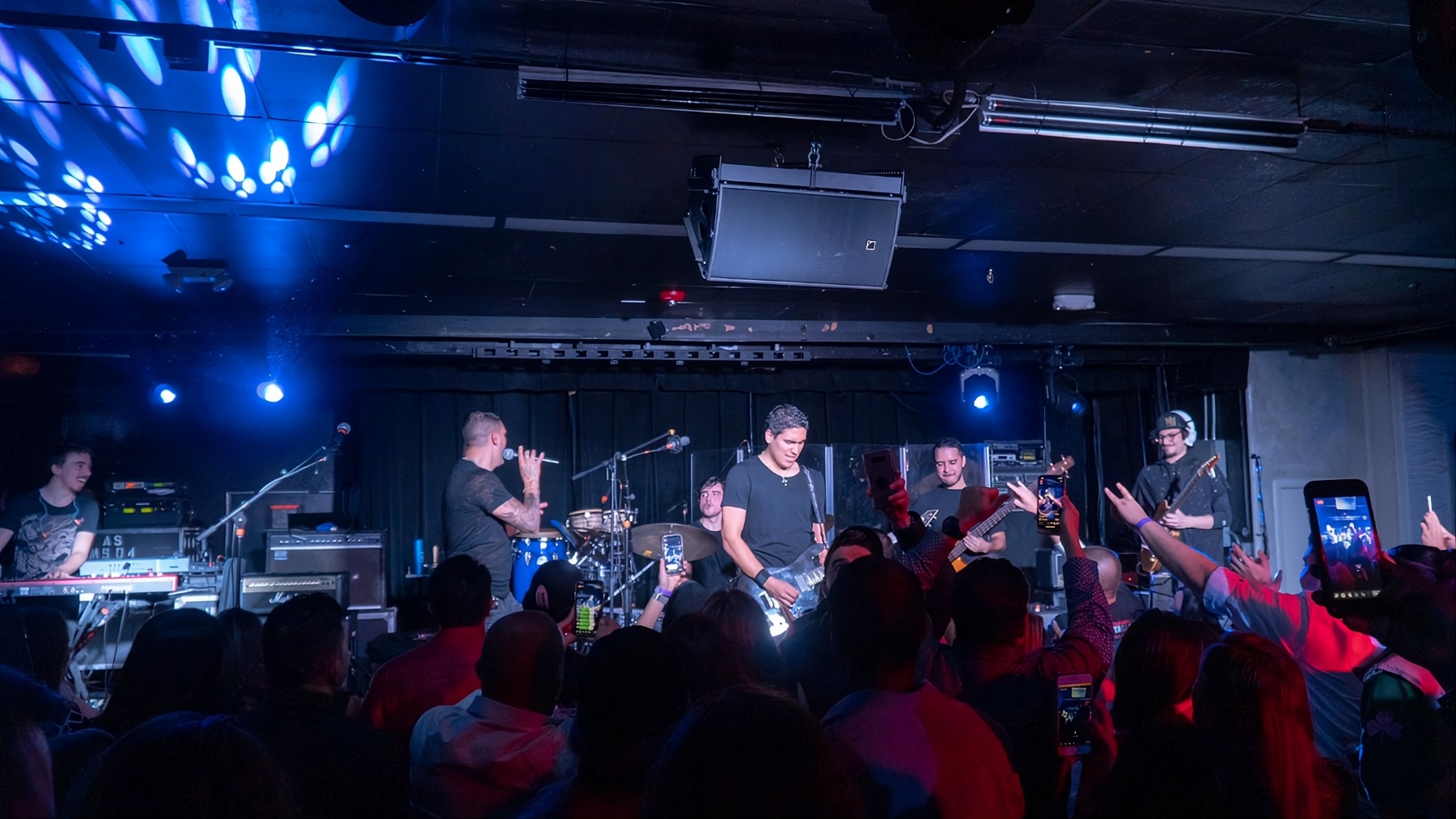 Con Herederos del Rock junto a Vilma Palma & Vampiros en Boston